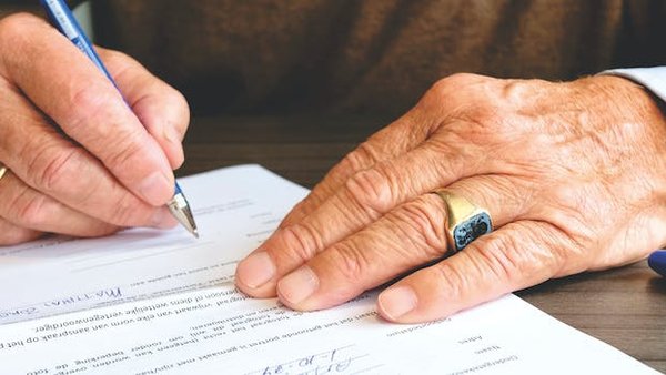 Décès de son conjoint : les démarches à suivre